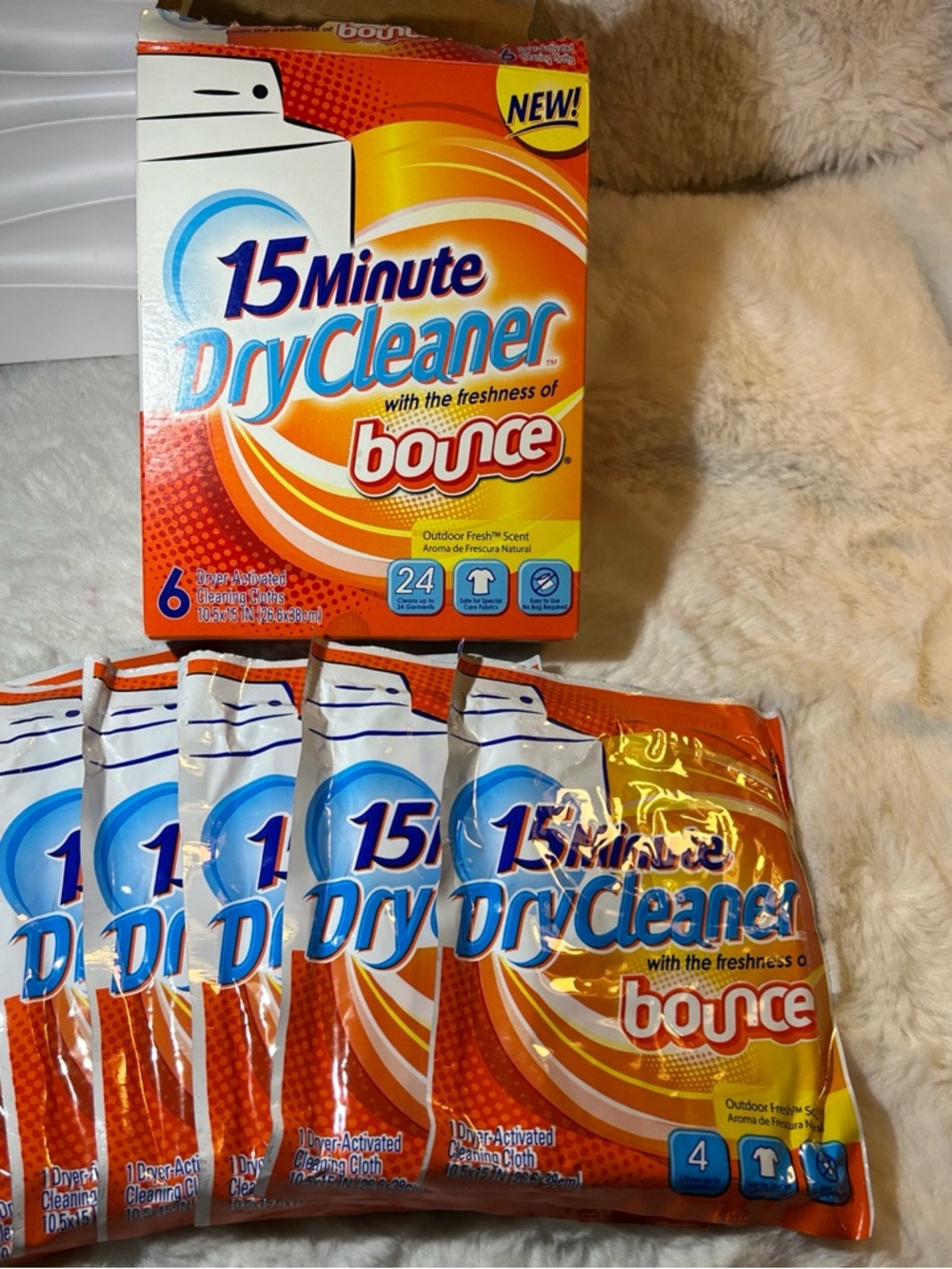 15 MINUTE DRYCLEANER W/ BOUNCE FRESHNESS - 6 CLEANING CLOTHS; UP TO 24 GARMENTS